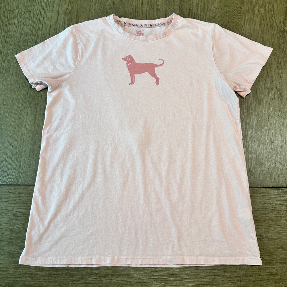 The Black Dog Women’s Classic Short Sleeve T-Shirt Size XL Pink Shell